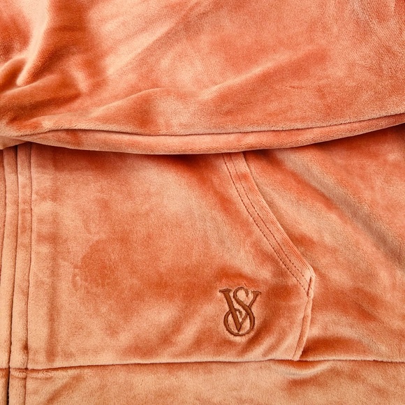Victoria Secret Velour hooded jacket /lounger - Picture 4 of 5
